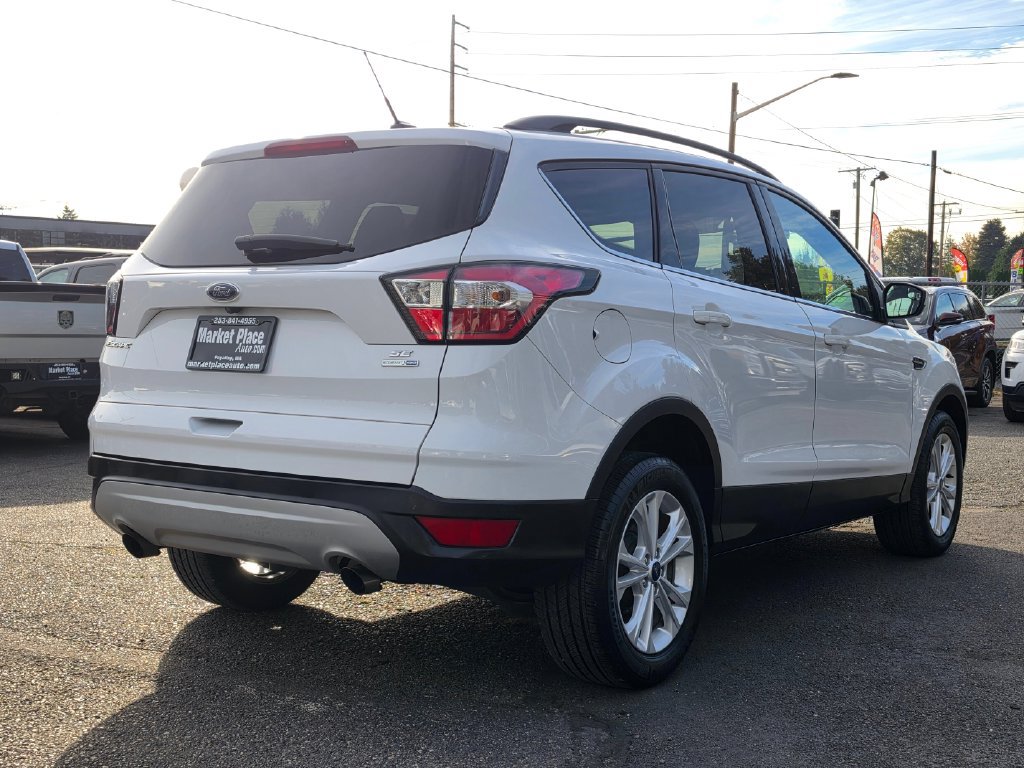 Used 2018 Ford Escape SE AWD/4WD image 8