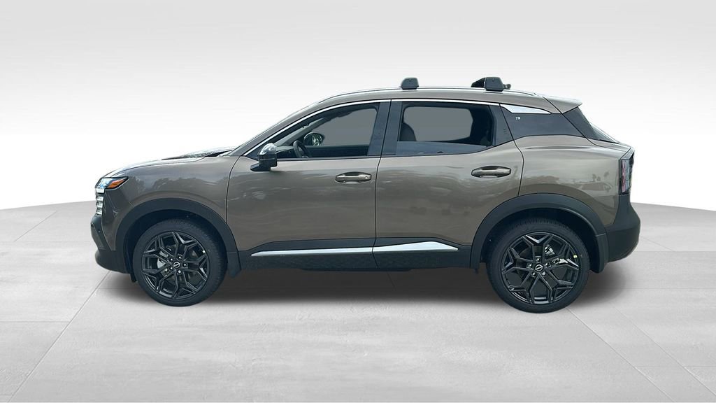 New 2026 Nissan Kicks SR w/ Illumination Package FWD video 4