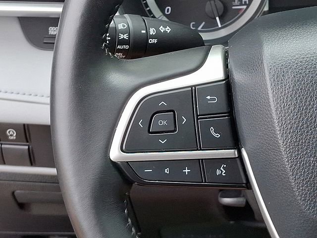 Used 2023 Toyota Highlander XLE image 30