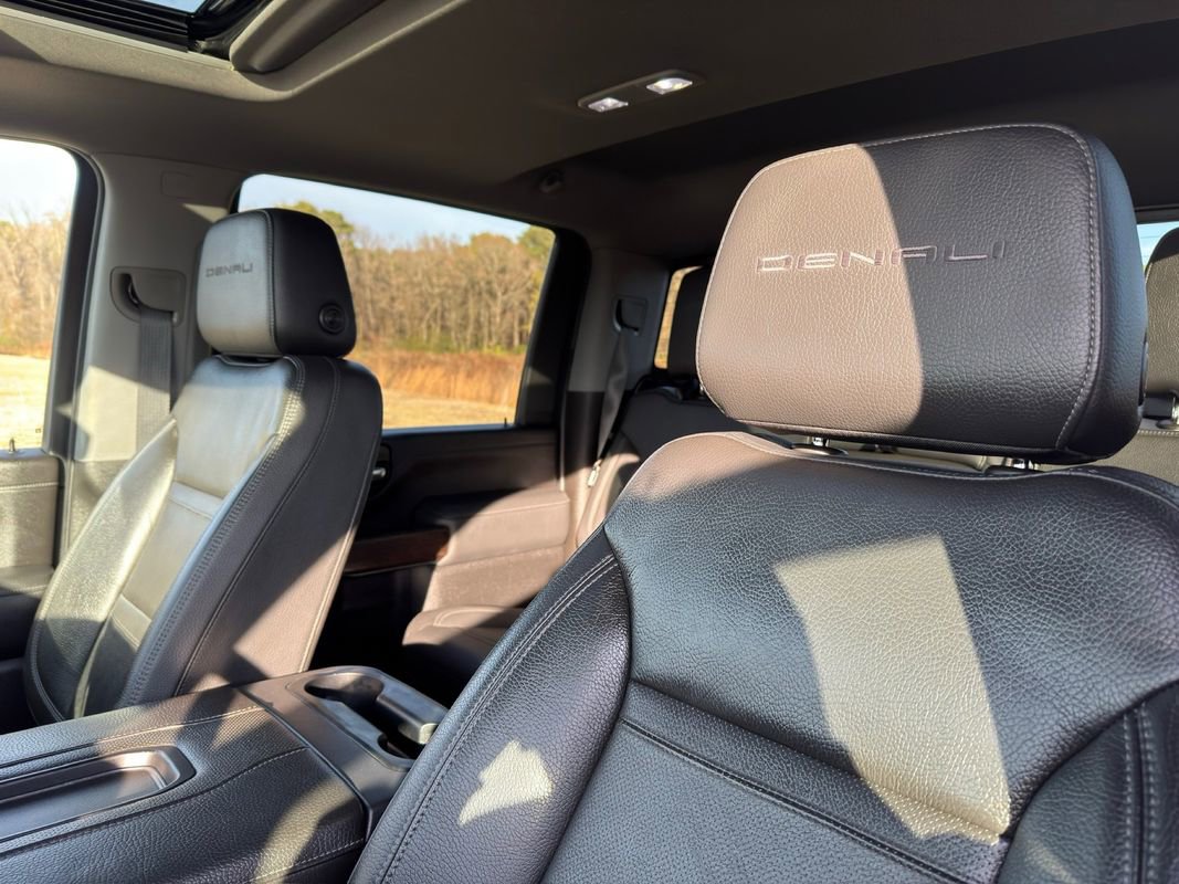 Used 2020 GMC Sierra 2500 Denali w/ Denali Ultimate Package image 16