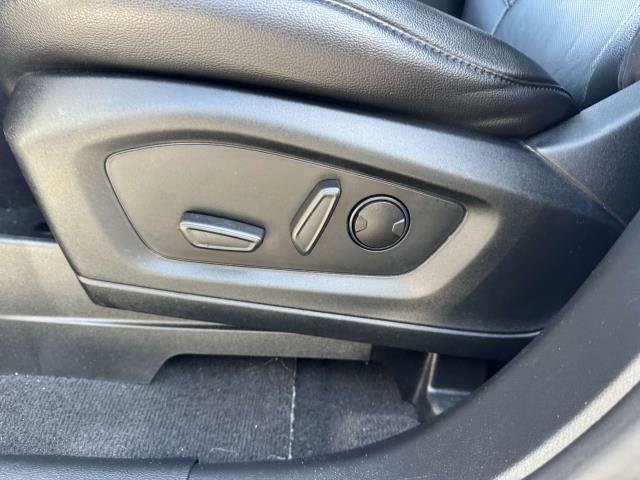 Certified 2022 Ford Explorer Limited w/ Equipment Group 301A image 9