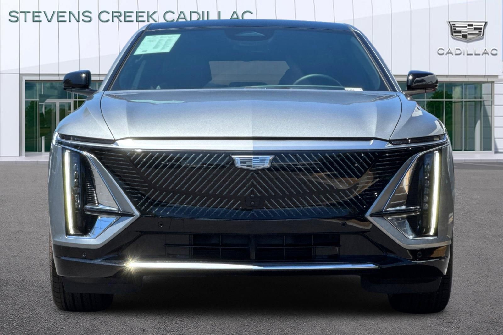 Certified 2024 Cadillac Lyriq Tech w/ Driver Assist Package AWD/4WD image 8
