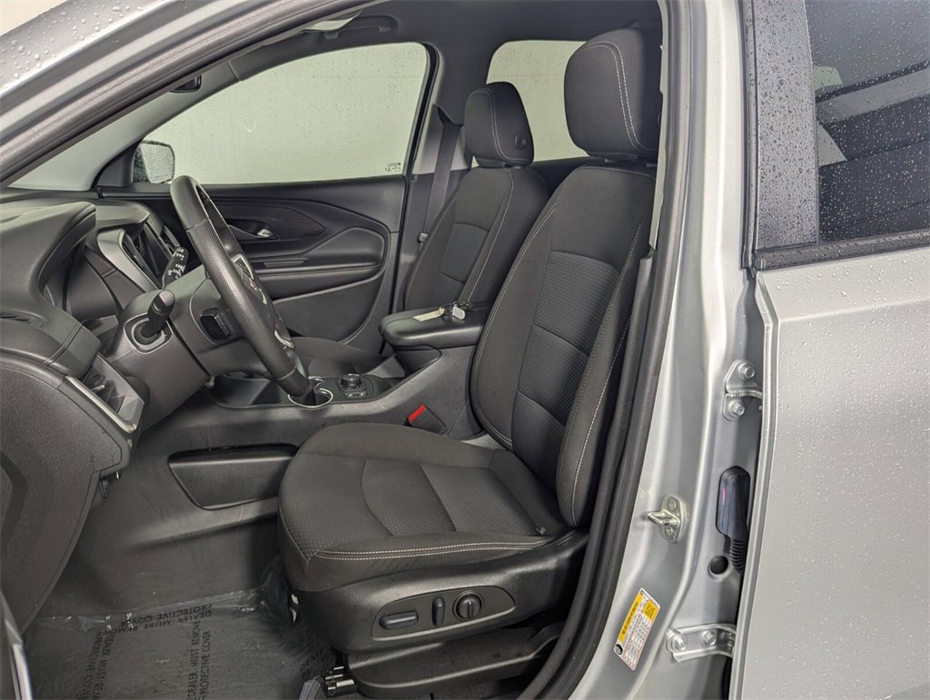 Used 2022 GMC Terrain SLE w/ Driver Convenience Package image 12