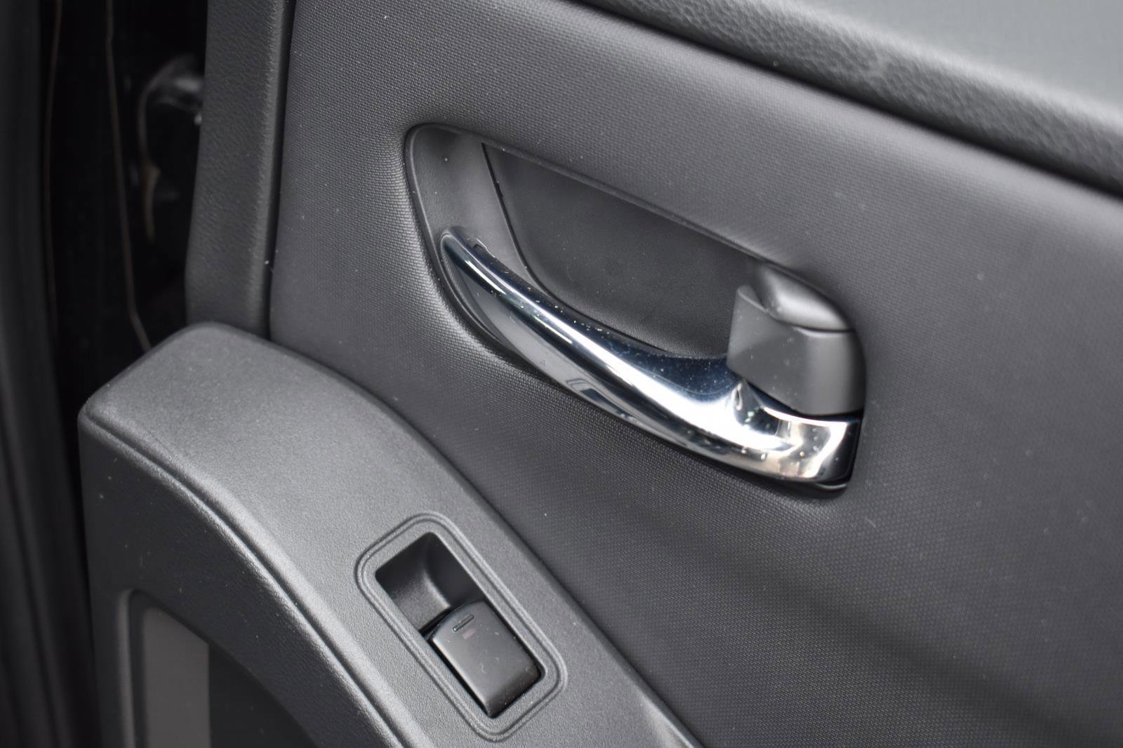 Used 2022 Nissan Frontier SV image 48