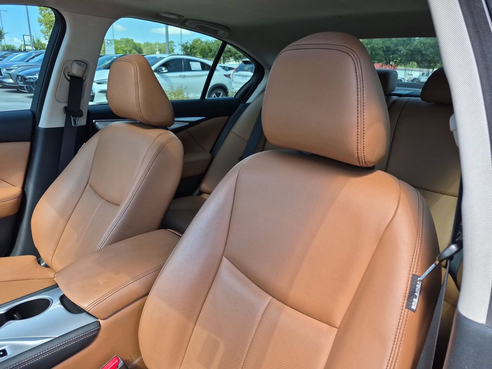 Used 2023 INFINITI Q50 Luxe w/ Cargo Package RWD image 14