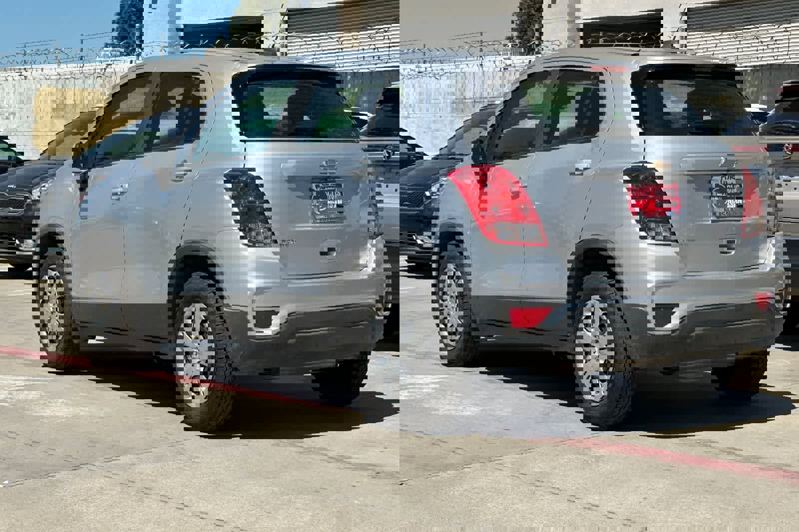 Used 2017 Chevrolet Trax LS image 7