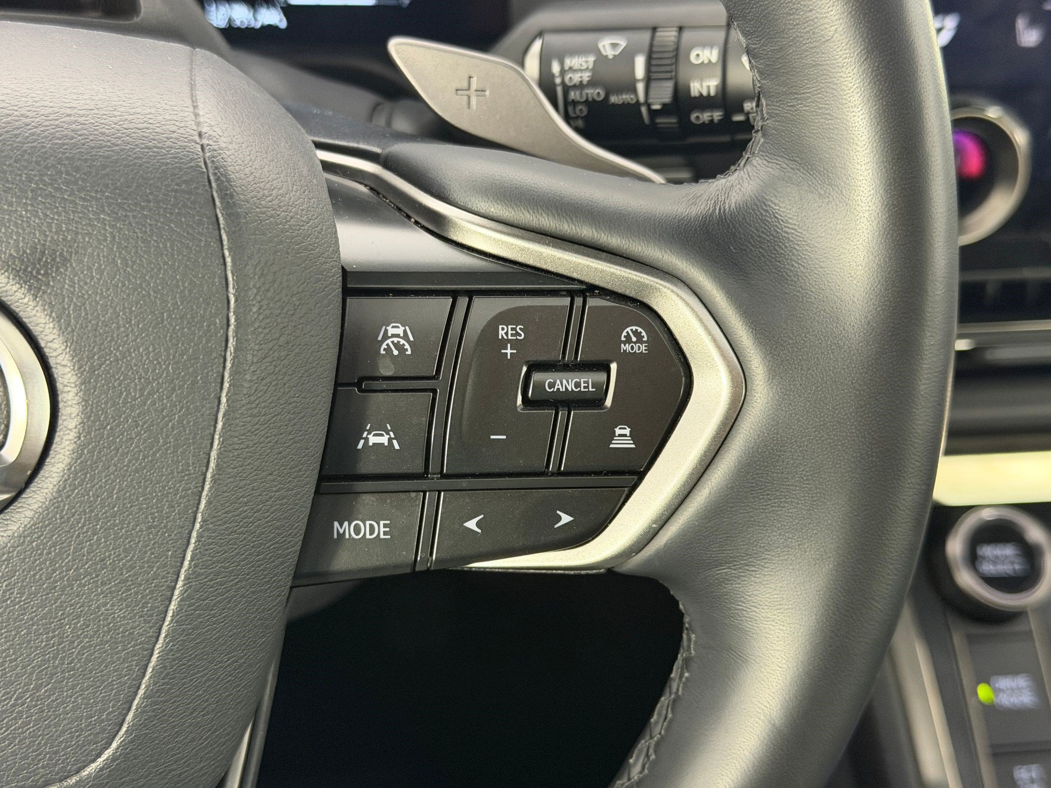 Used 2024 Lexus GX 550 w/ Accessory Package (Z1) AWD/4WD image 29