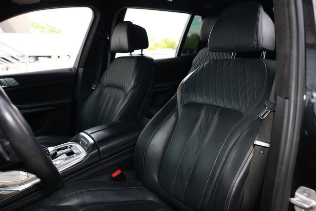 Used 2019 BMW X7 xDrive50i w/ Dynamic Handling Package AWD/4WD image 9