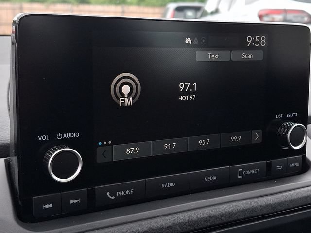 Used 2023 Honda Accord EX image 17