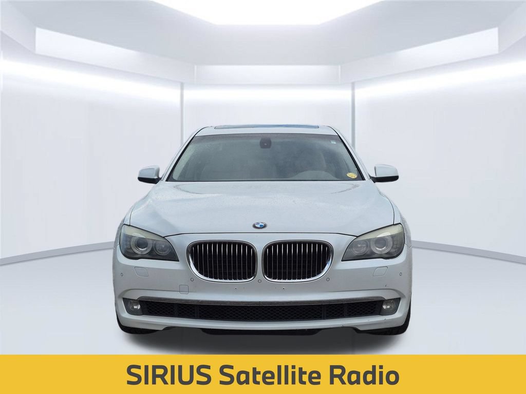 Used 2009 BMW 750Li RWD image 11