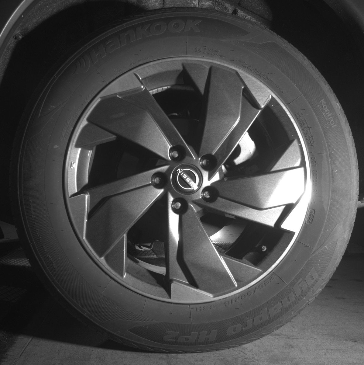 Used 2025 Nissan Rogue SV AWD/4WD image 14