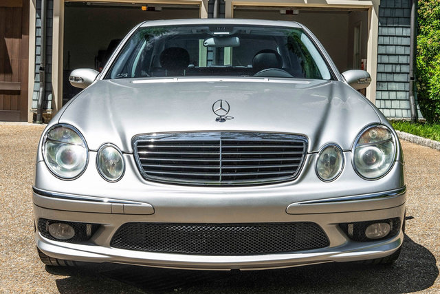 Used 2005 Mercedes-Benz E 55 AMG Sedan image 13