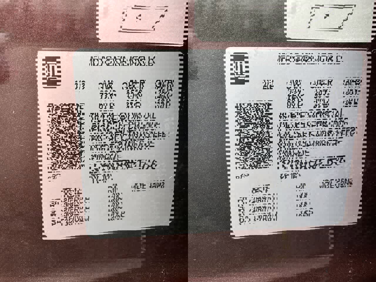 Certified 2023 Cadillac XT5 Premium Luxury w/ LPO, Floor Liner Package image 35