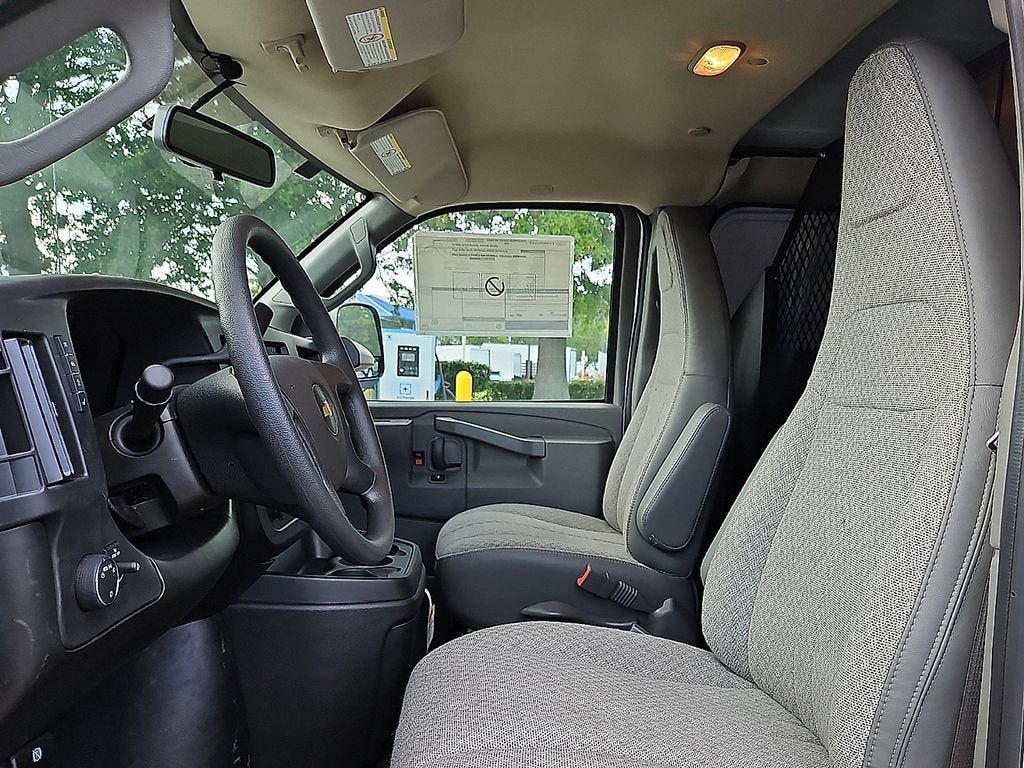 New 2026 Chevrolet Express 2500 Extended w/ Driver Convenience Package RWD image 9