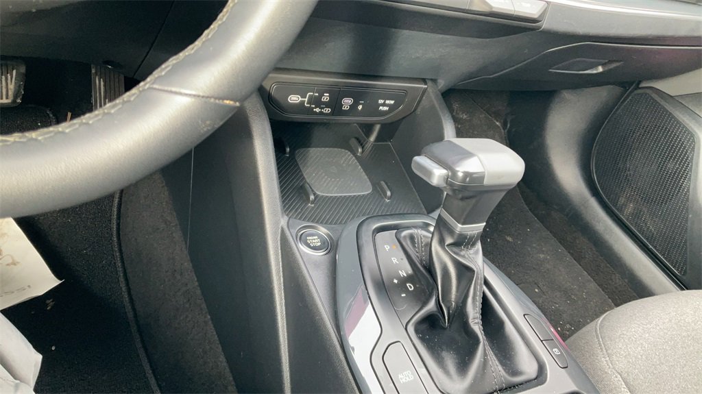 Used 2025 Kia K4 EX image 23