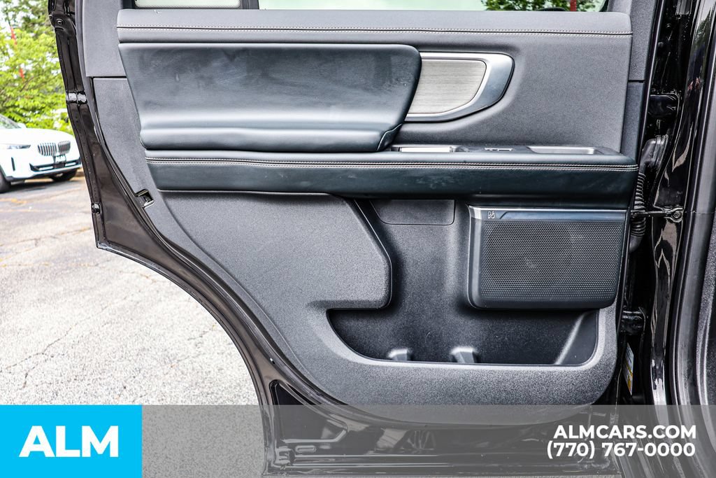 Used 2025 Ford Expedition Platinum AWD/4WD image 55