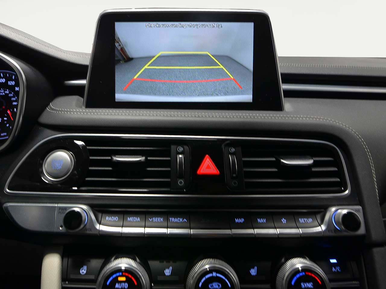 Used 2021 Genesis G70 3.3T image 16