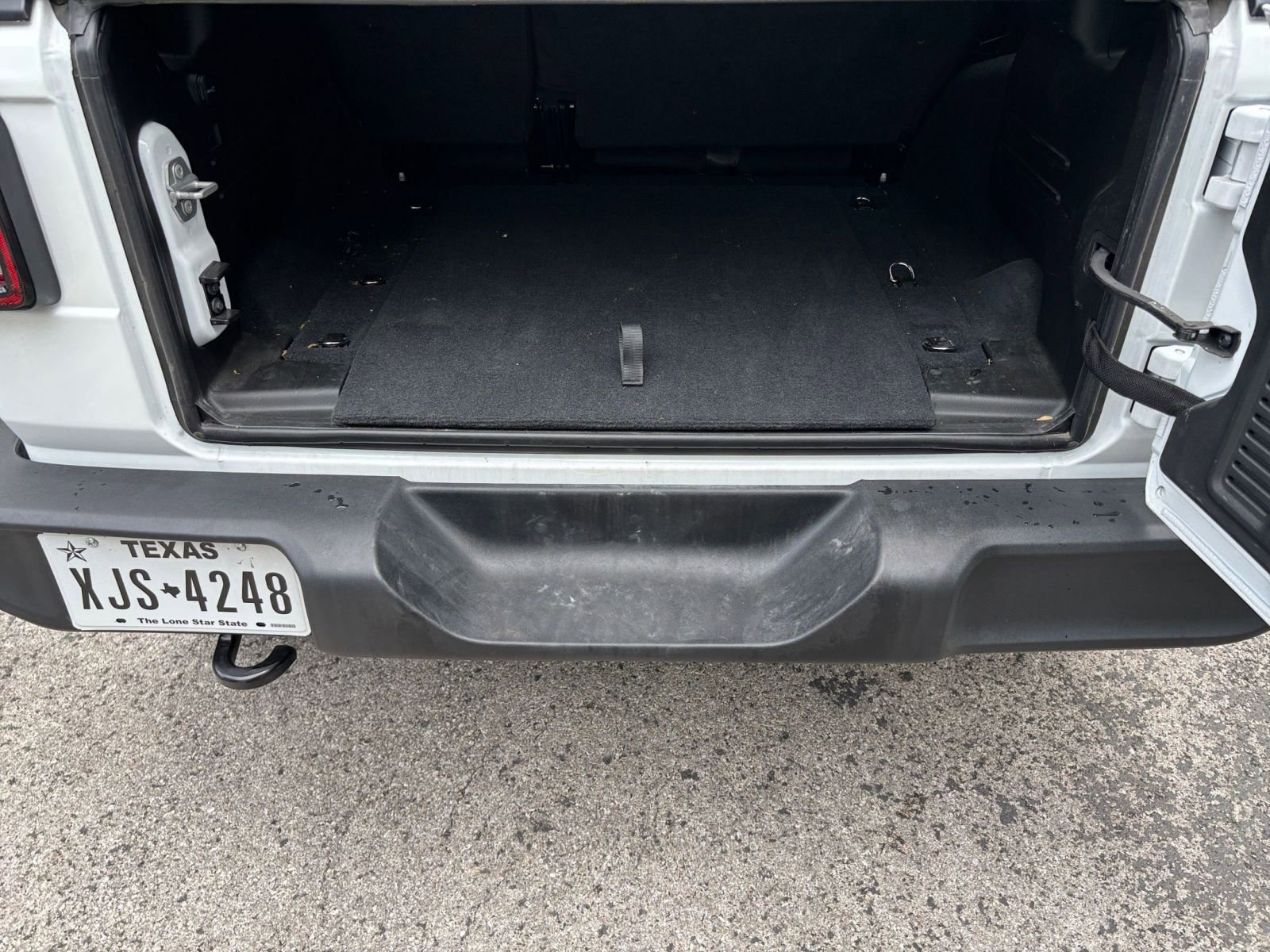 Used 2025 Jeep Wrangler Sport S image 26