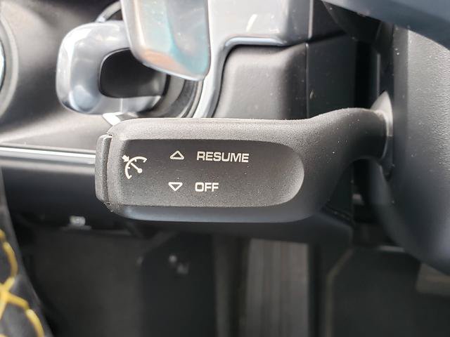 Used 2019 Porsche 718 Cayman RWD image 23