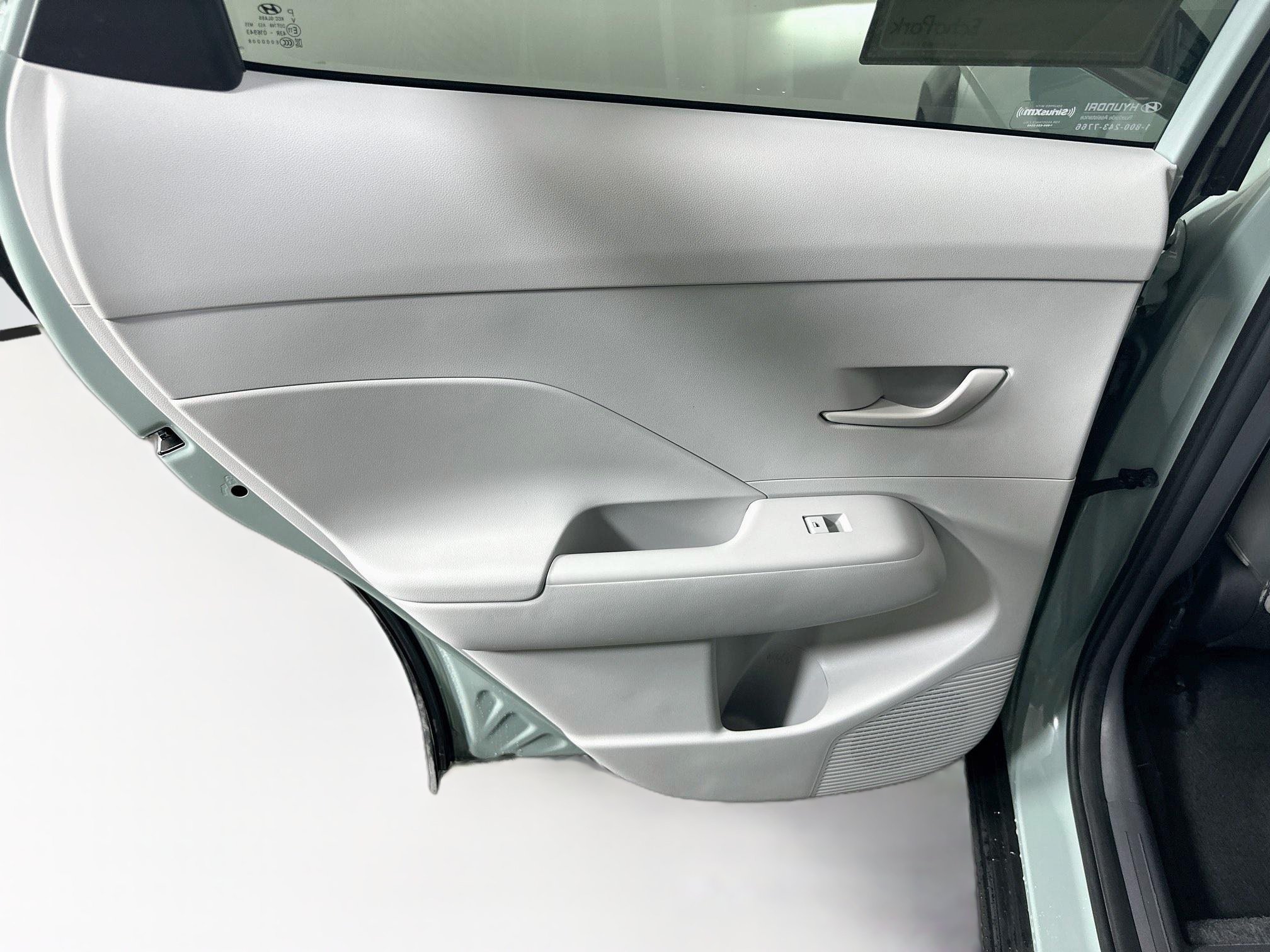 Used 2025 Hyundai Kona SEL FWD image 26