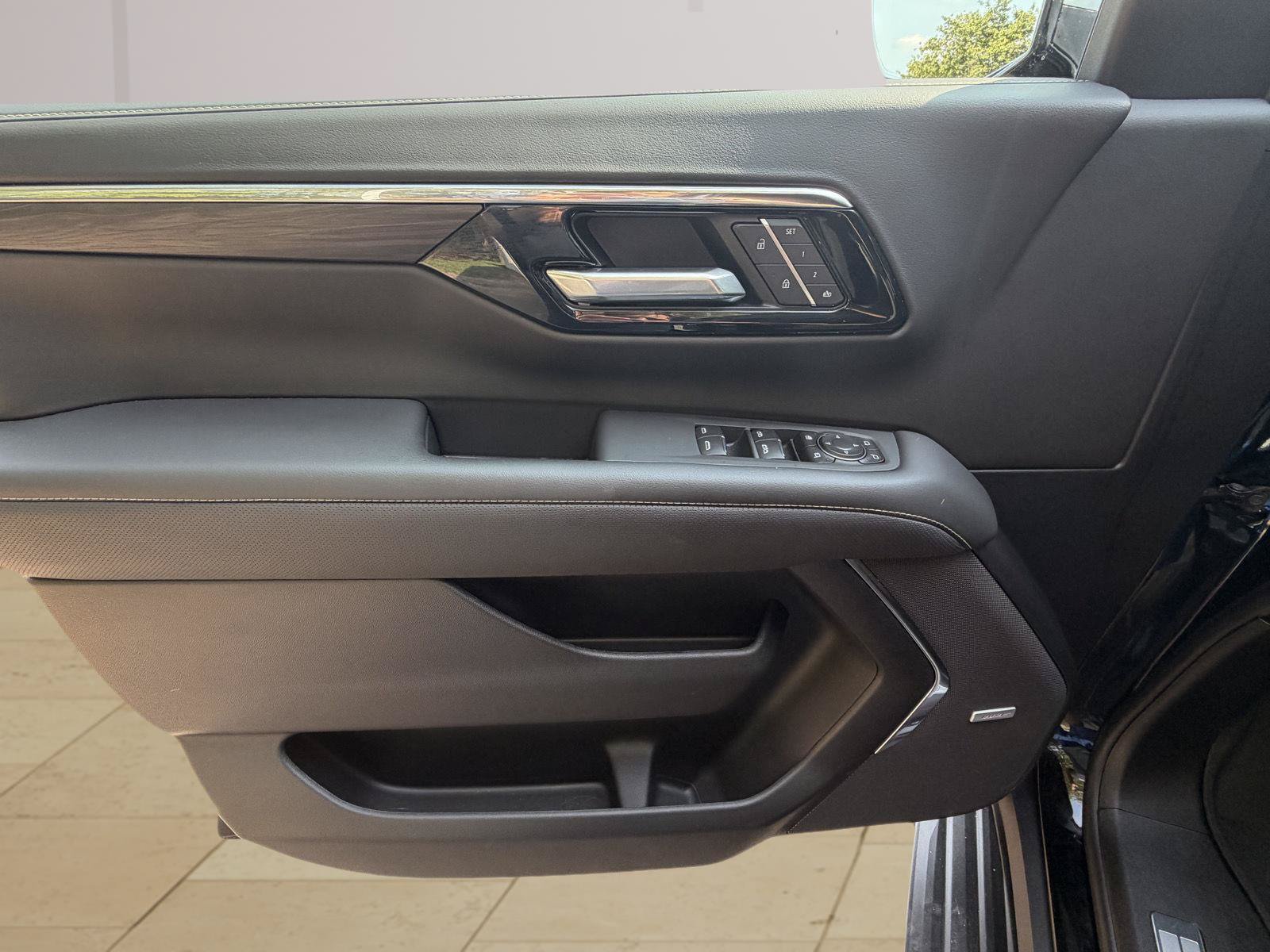 New 2026 Chevrolet Suburban Premier AWD/4WD image 89