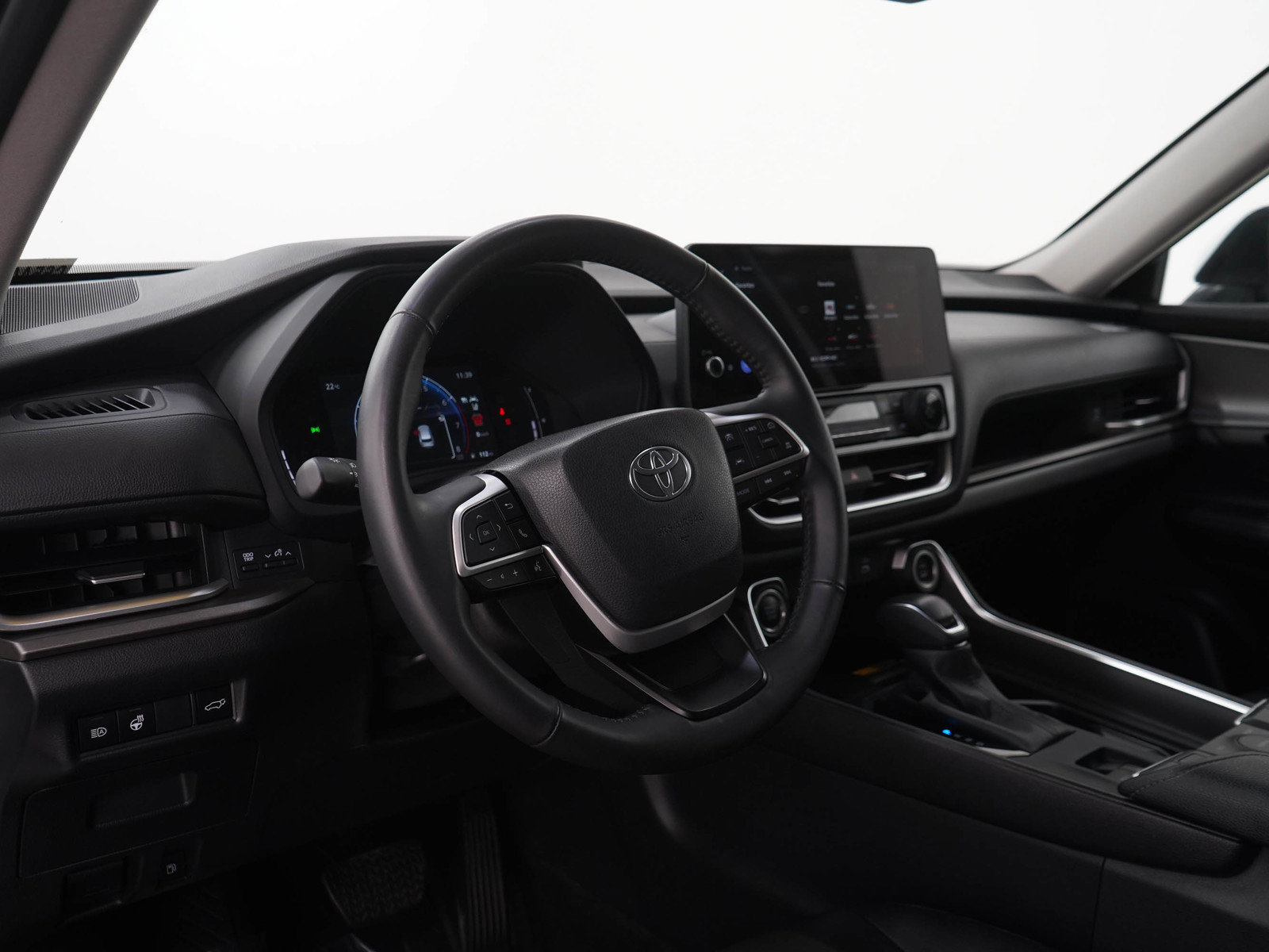 Used 2025 Toyota Grand Highlander AWD image 24
