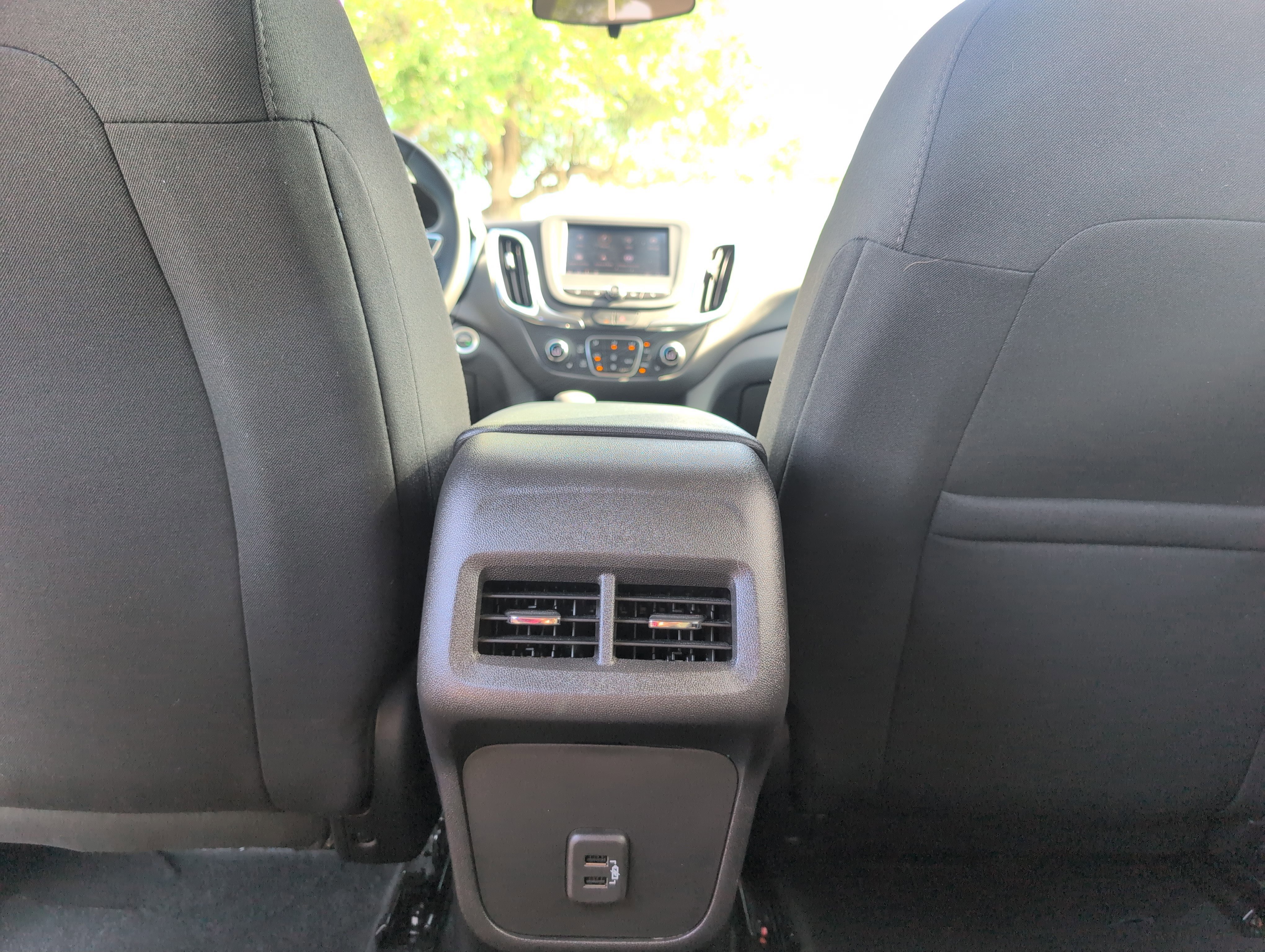 Certified 2024 Chevrolet Equinox LT FWD image 30