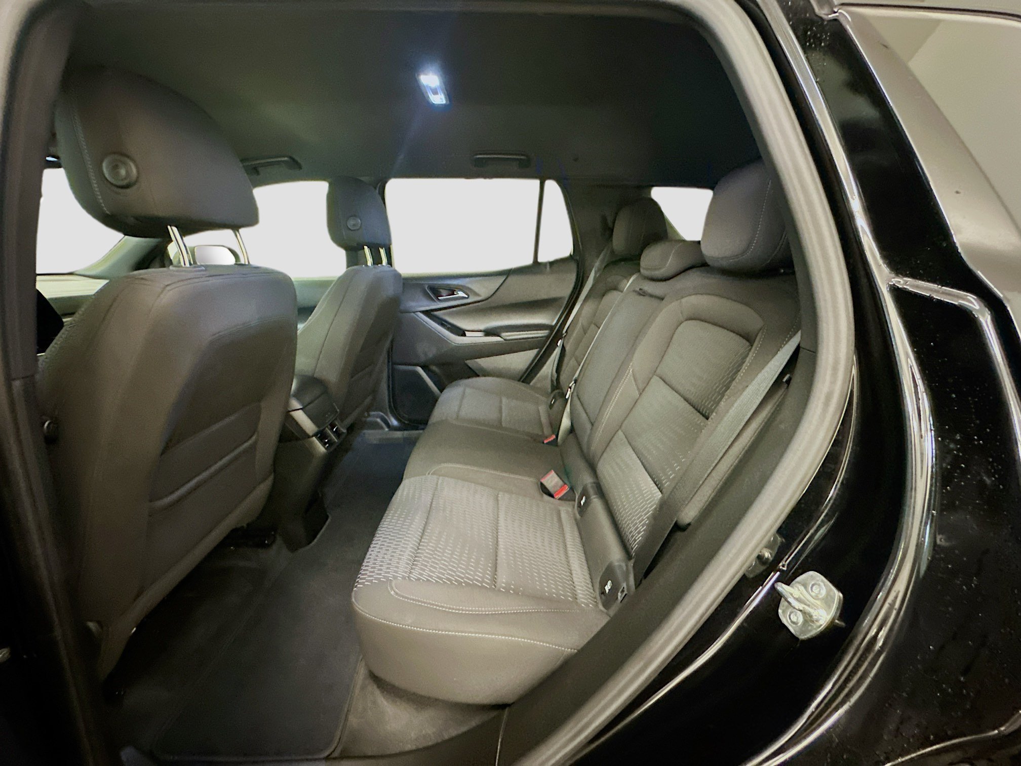 Used 2025 Chevrolet Equinox LT AWD/4WD image 29