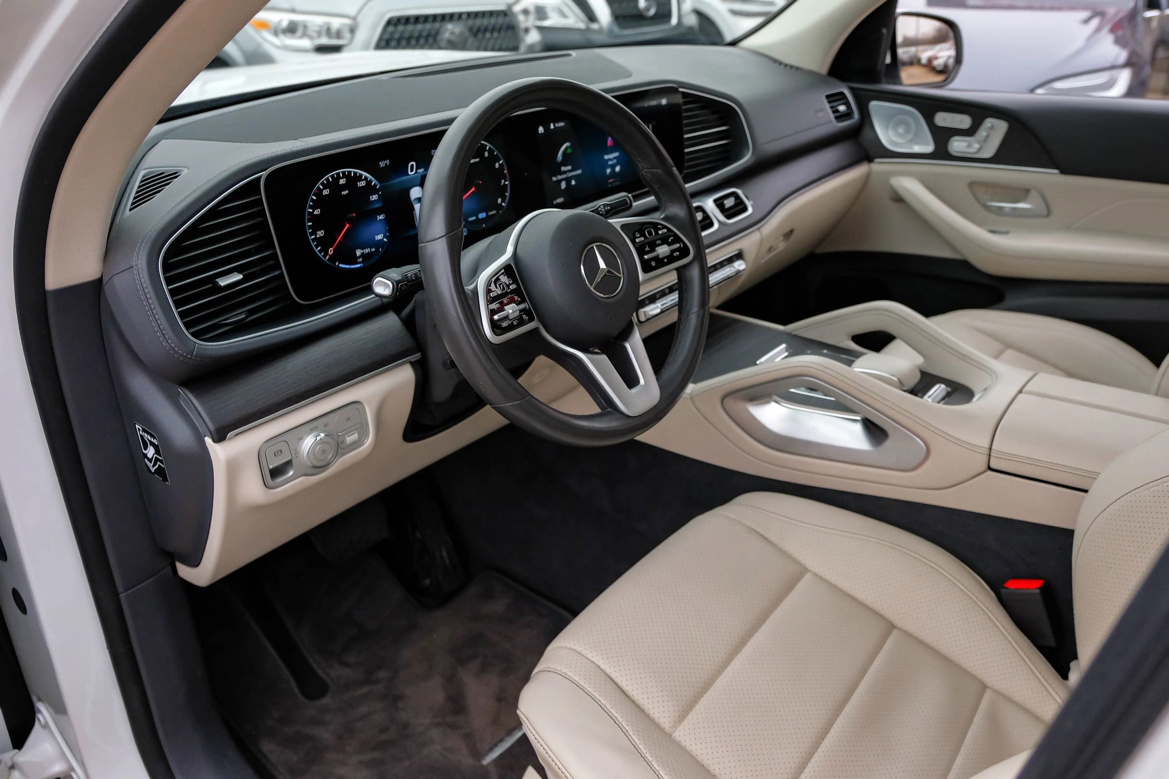 Used 2020 Mercedes-Benz GLS 450 4MATIC image 3