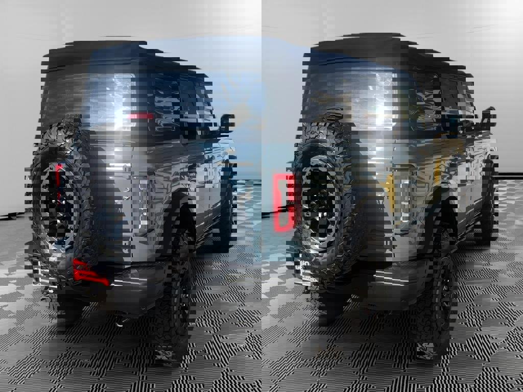 Used 2022 Ford Bronco Badlands image 4