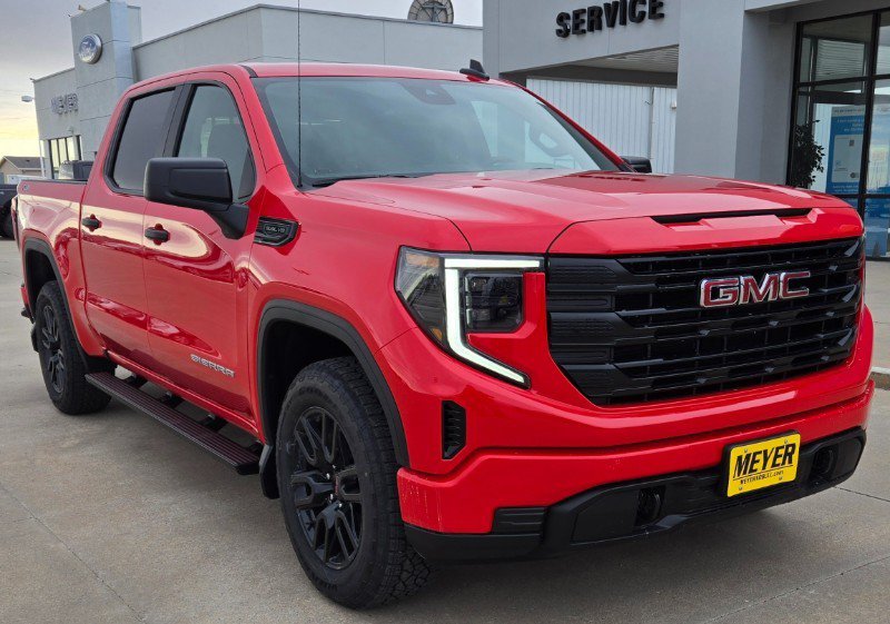 Used 2025 GMC Sierra 1500 Pro w/ Graphite Edition AWD/4WD image 2