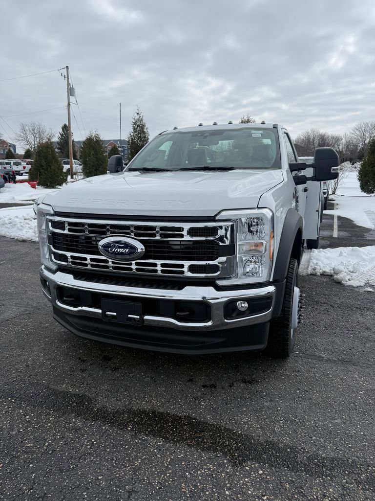 New 2025 Ford F450 XL w/ XL Chrome Package video 2