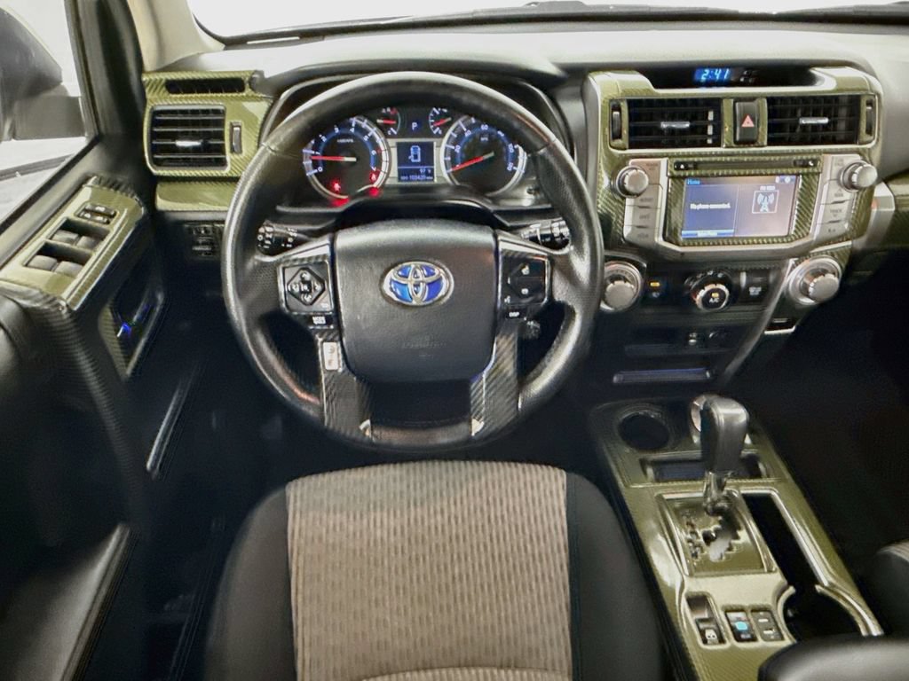 Used 2015 Toyota 4Runner SR5 AWD/4WD image 23