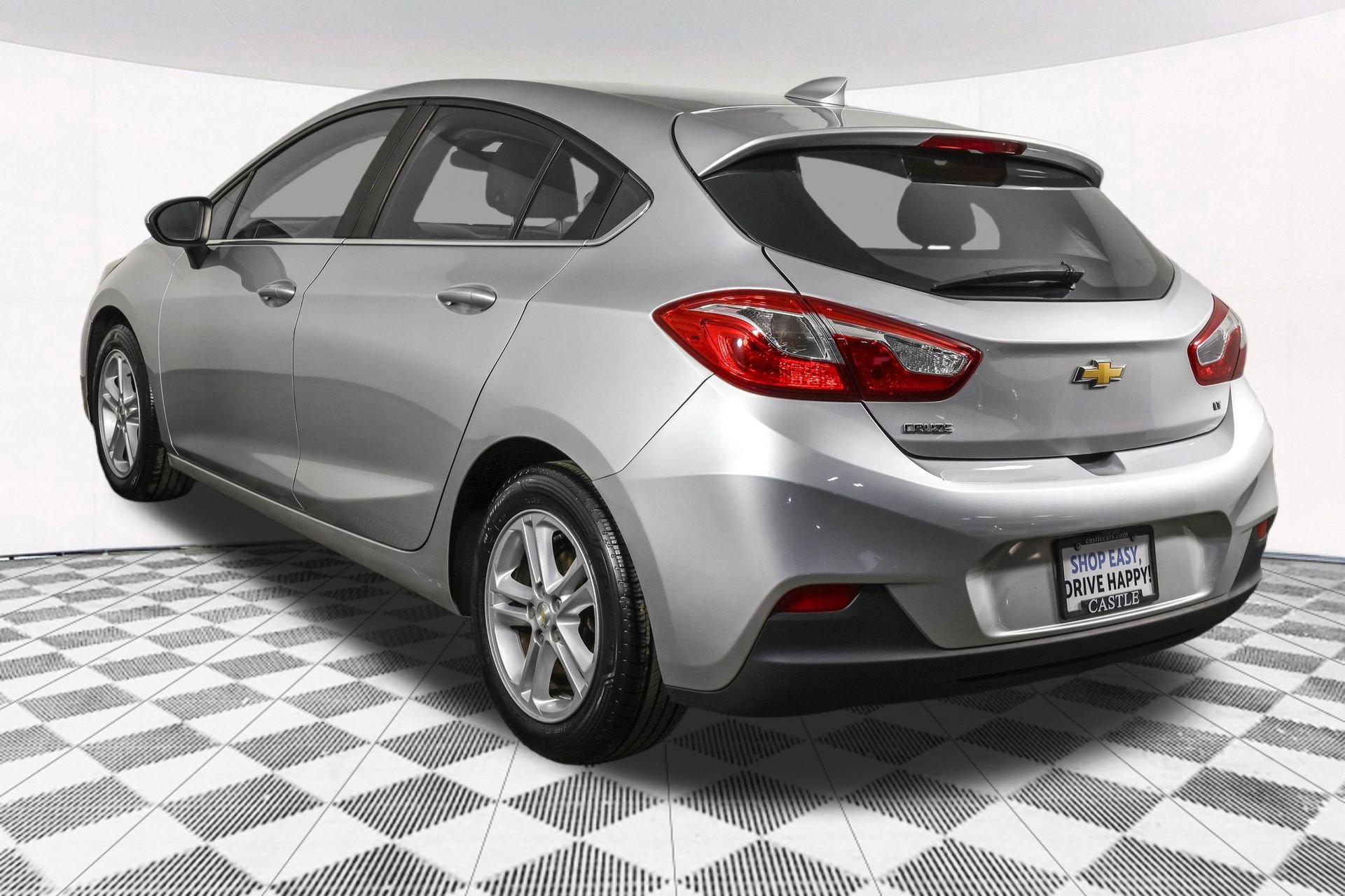 Used 2017 Chevrolet Cruze LT image 16