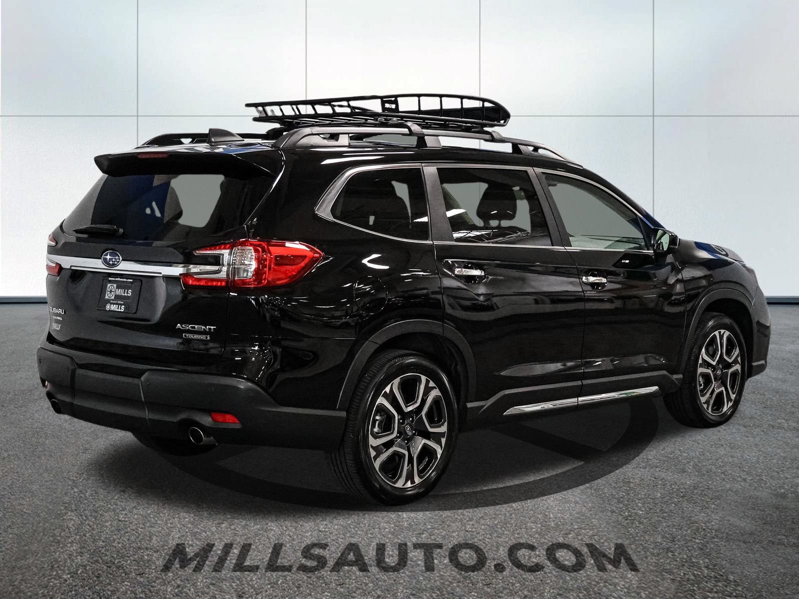 Used 2025 Subaru Ascent Touring w/ Popular Package #2 AWD/4WD image 8