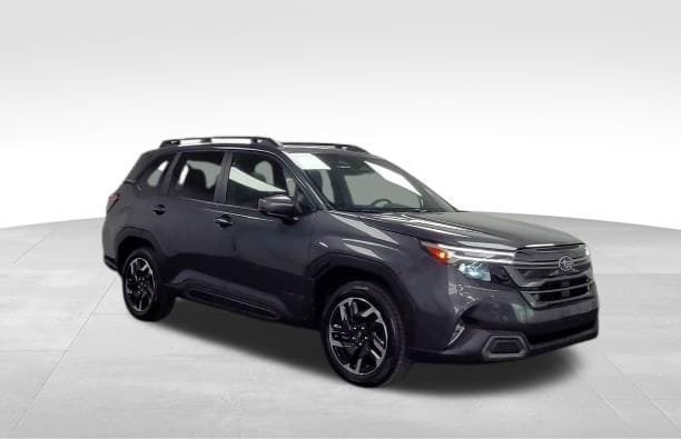 Used 2025 Subaru Forester Limited AWD/4WD image 3