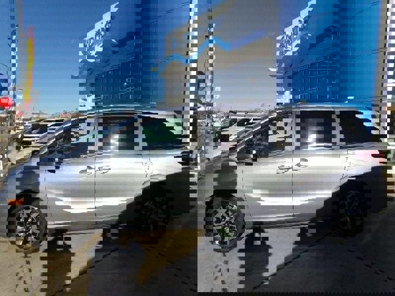 New 2026 Honda Odyssey EX-L image 2