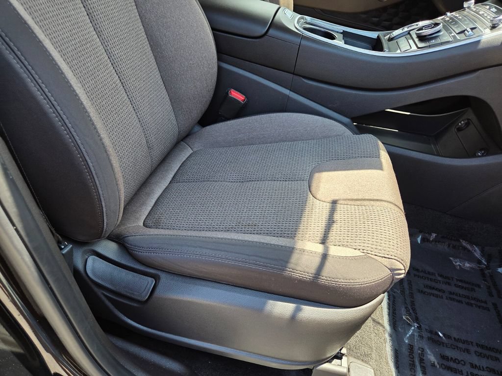 Used 2023 Hyundai Santa Fe SEL Convenience AWD/4WD image 27