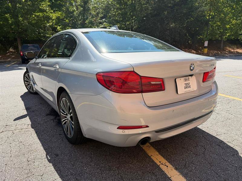 Used 2019 BMW 530i w/ Convenience Package RWD image 4
