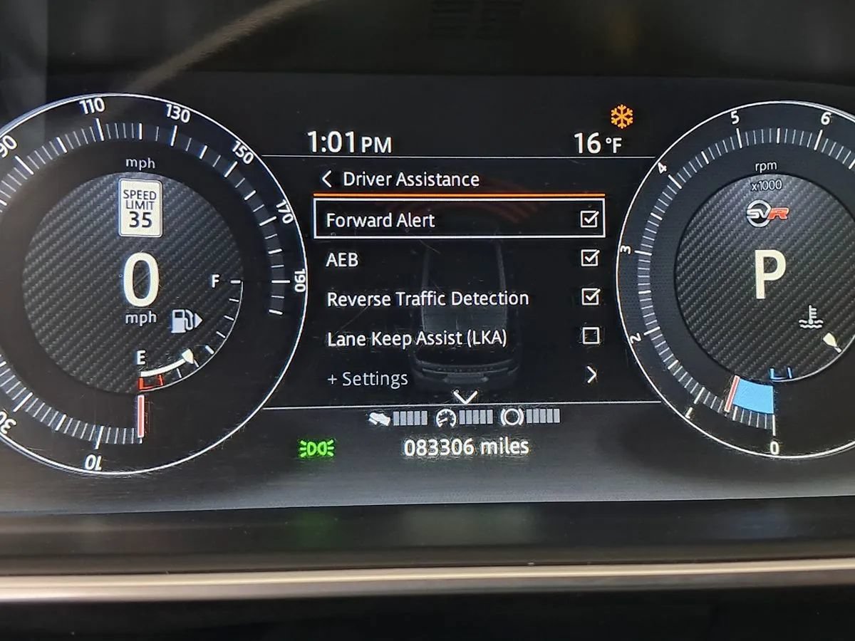 Used 2017 Land Rover Range Rover Sport SVR AWD/4WD image 15