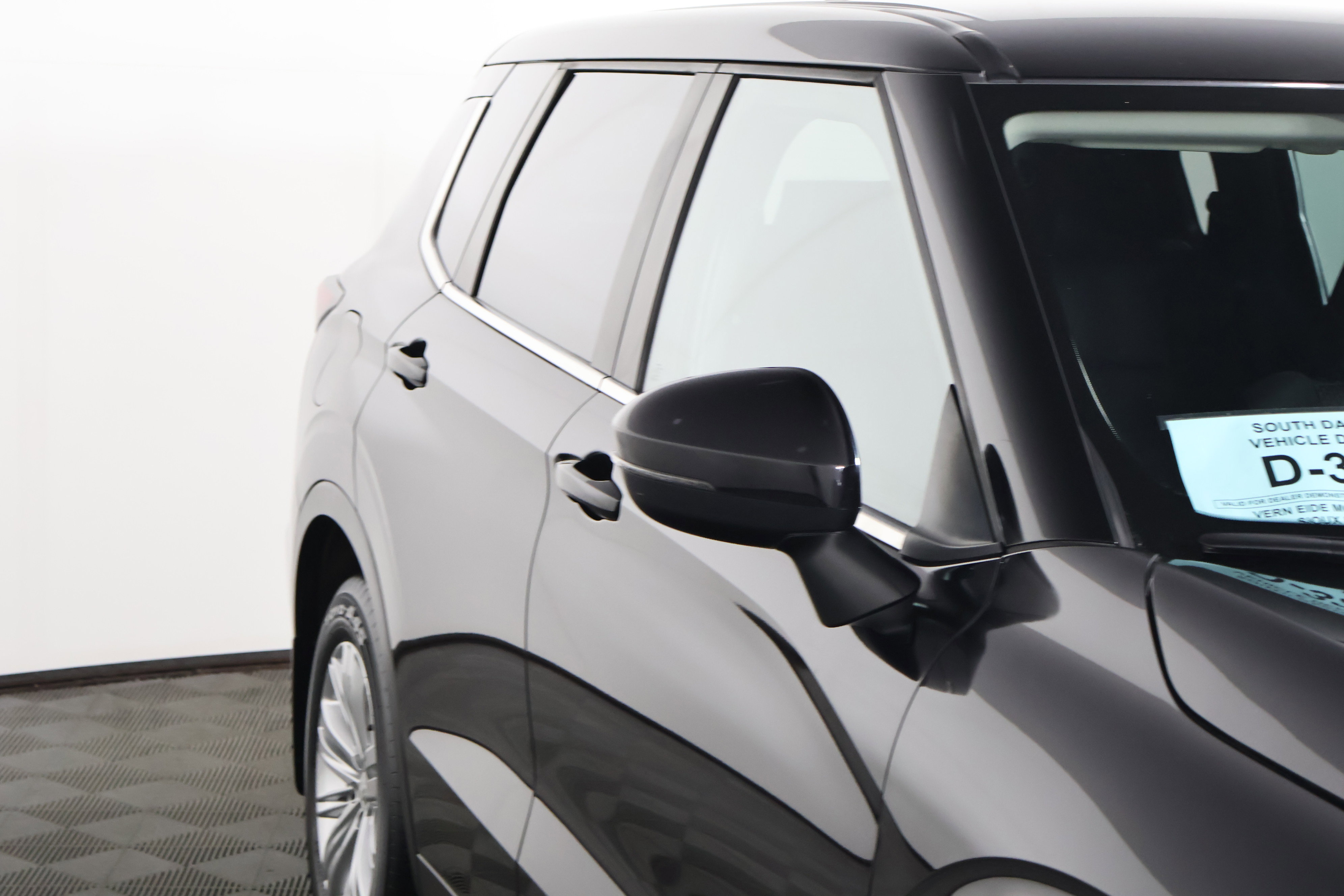 Used 2023 Mitsubishi Outlander ES AWD/4WD image 14