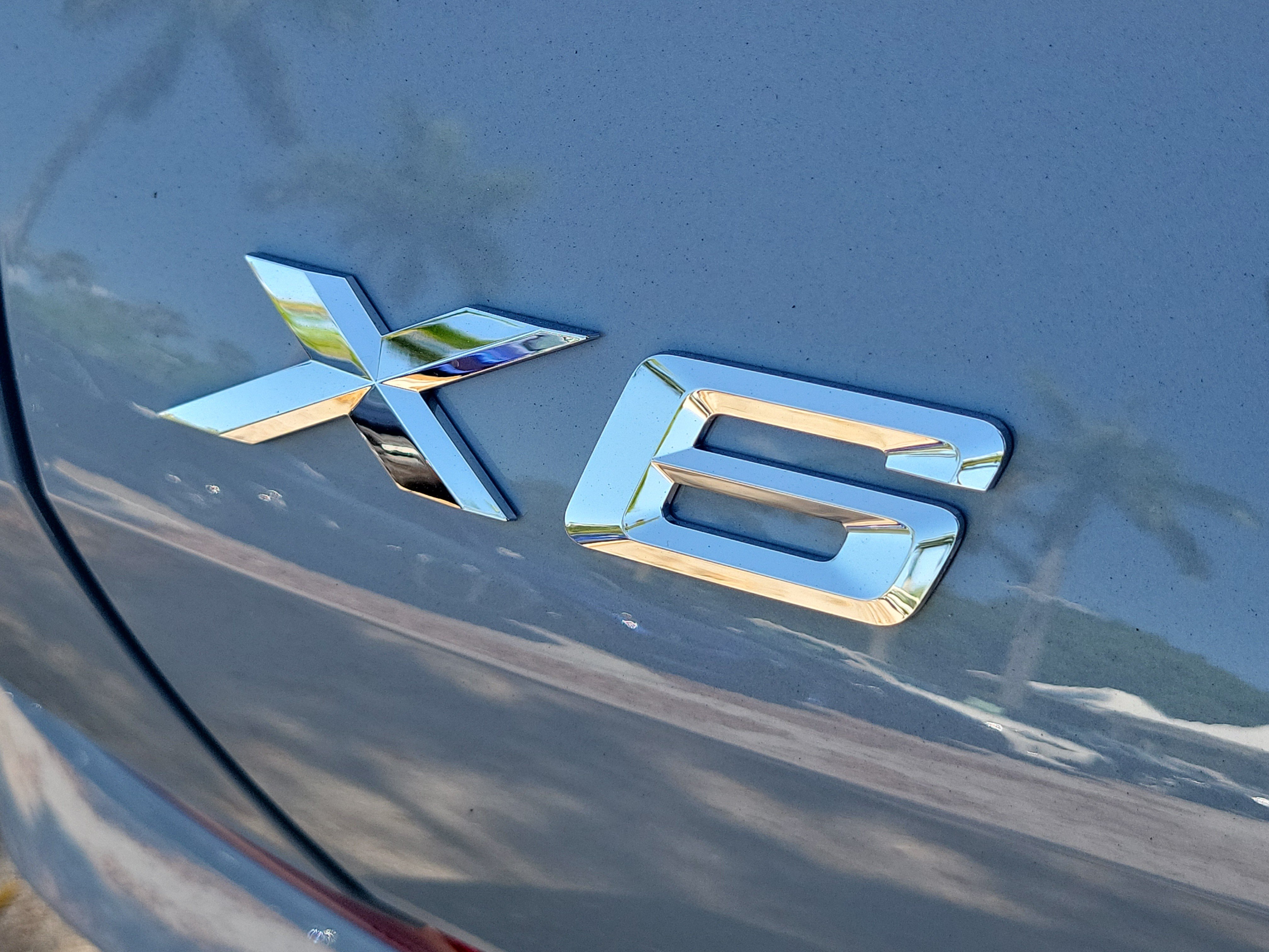 New 2027 BMW X6 xDrive40i w/ Premium Package AWD/4WD image 6