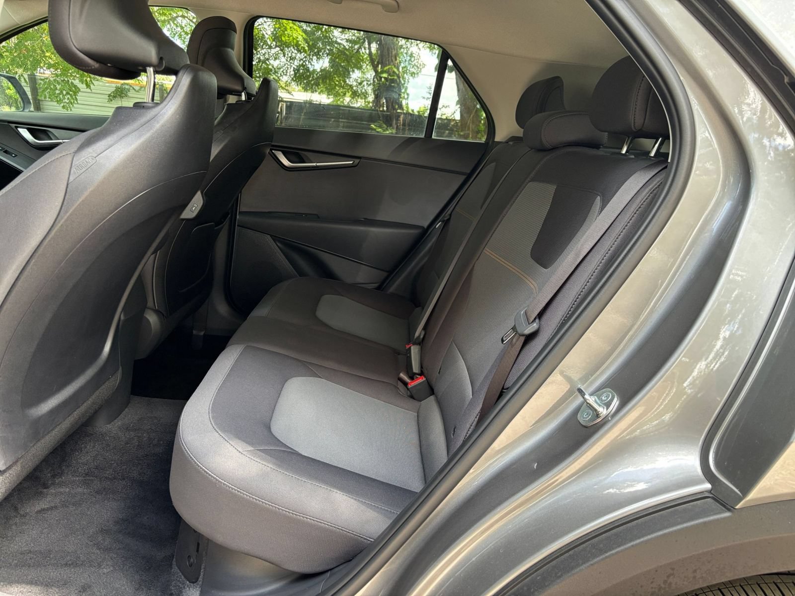 Used 2026 Kia Niro LX FWD image 23