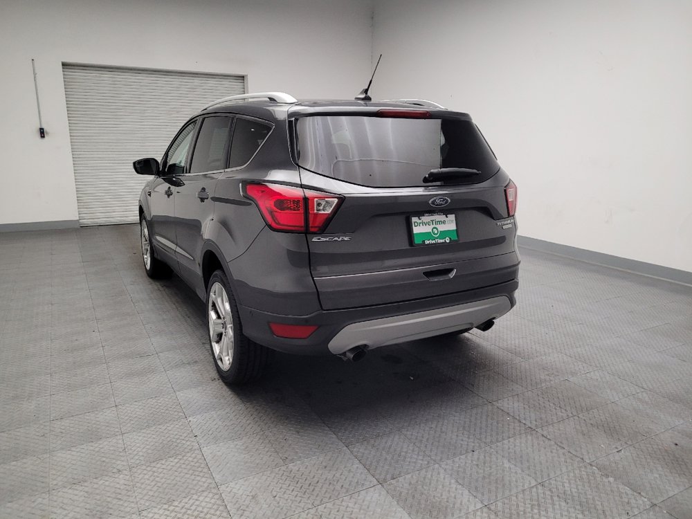 Used 2019 Ford Escape Titanium FWD image 6