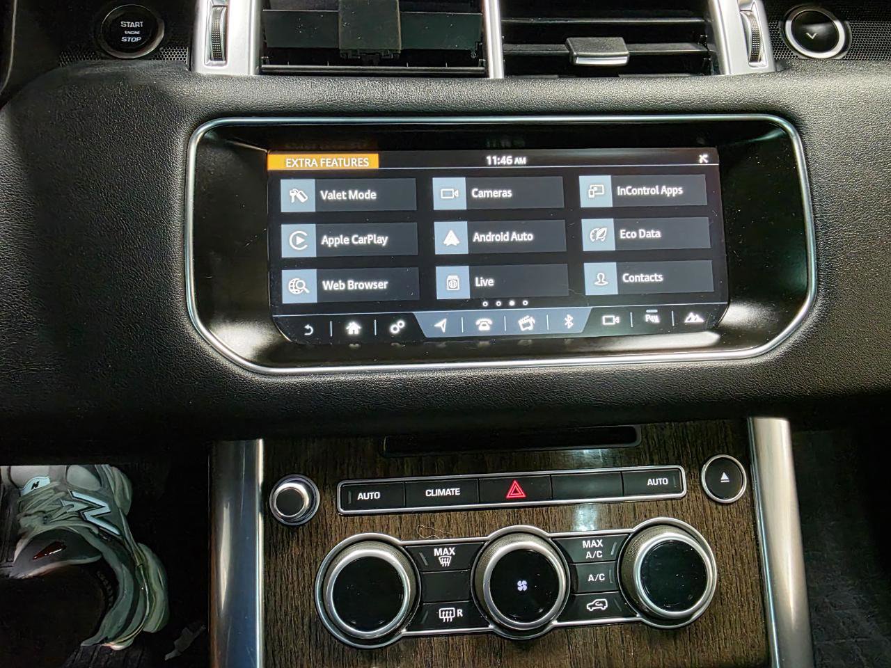 Used 2017 Land Rover Range Rover Sport SE AWD/4WD image 35