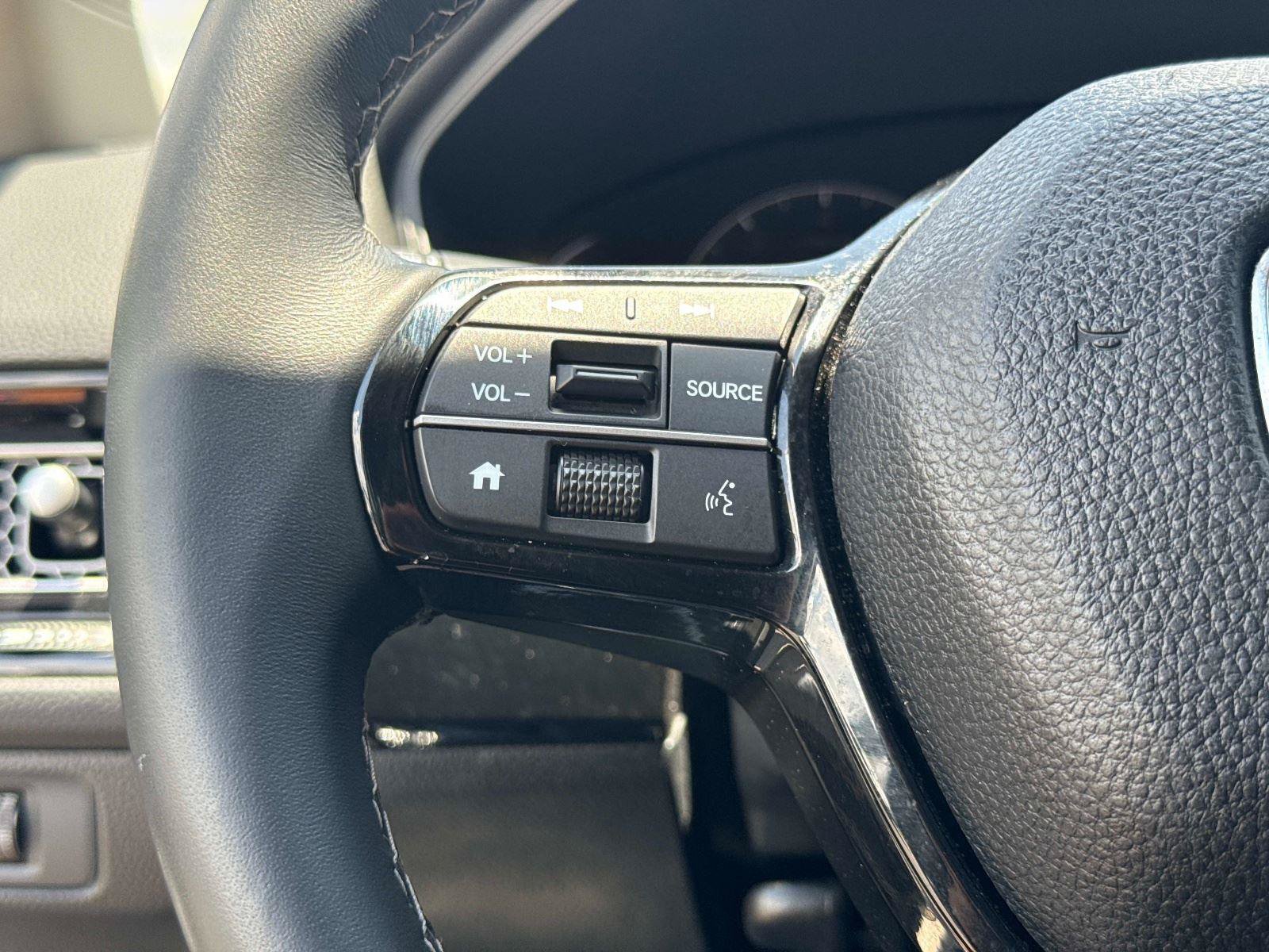 Certified 2024 Honda Civic EX image 28