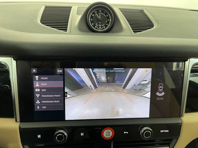 Used 2025 Porsche Macan image 41
