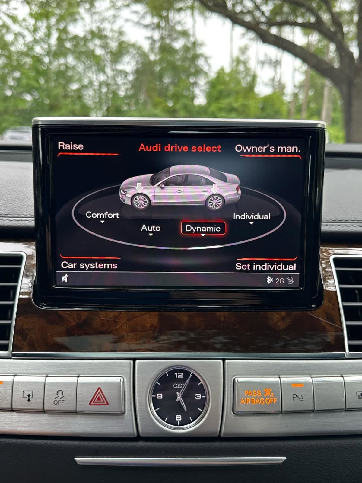 Used 2015 Audi A8 4.0T w/ Luxury Package AWD/4WD image 32