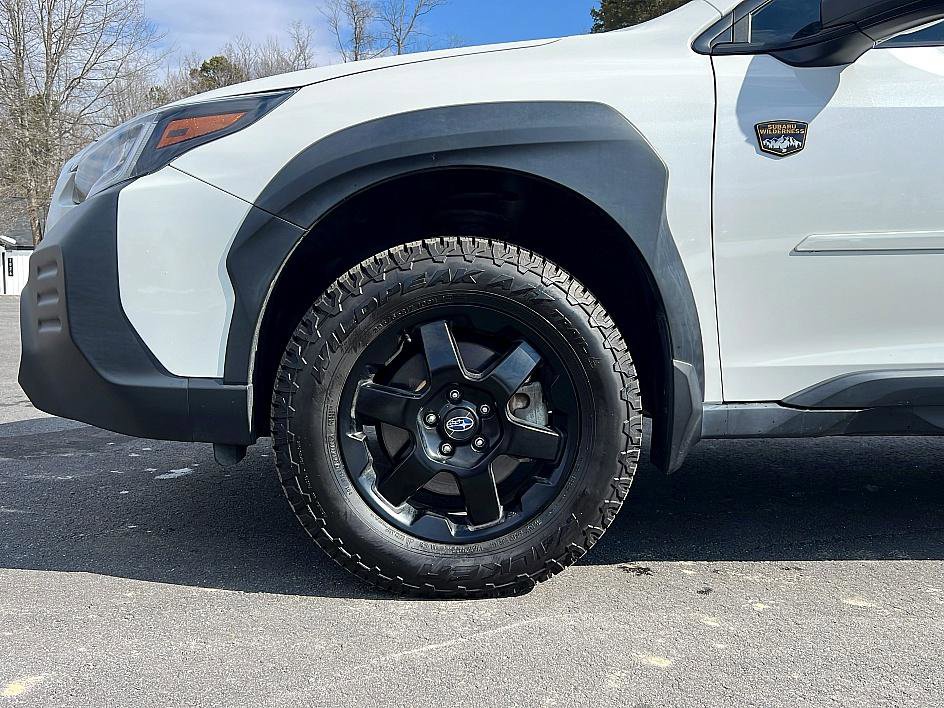 Used 2022 Subaru Outback Wilderness w/ Wilderness Package image 13