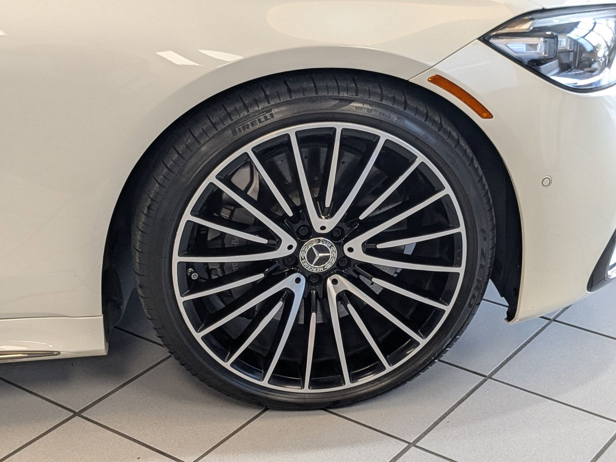 Used 2023 Mercedes-Benz S 500 4MATIC image 10